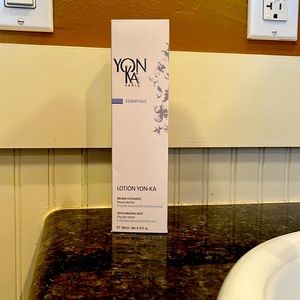 Yon-Ka Paris skin essentials lotion NIB